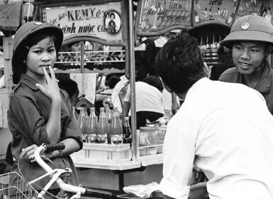 Thương mại hậu cần cho sản xuất và chiến đấu, tăng cường tiềm lực cho xây dựng kinh tế sau chiến tranh