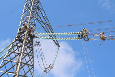 Chuyện làm đường dây 500kV
