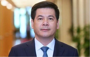 Bộ trưởng Bộ Công Thương Nguyễn Hồng Diên gửi thư cảm ơn các tập thể, cá nhân đã hỗ trợ xây dựng Phòng Truyền thống ngành Công Thương