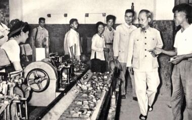 Khôi phục phát triển công nghiệp (1955 - 1957)